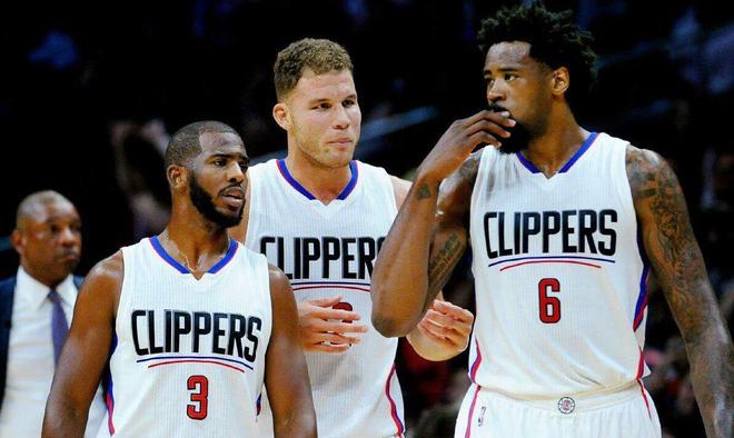 蒋光太、莱昂纳多两大核心缺战，尝到甜头的穆斯卡特把 541 阵型进行到底（蒋光太、莱昂纳多双核缺阵，穆斯卡特尝到甜头后决定将541阵型贯彻到底）