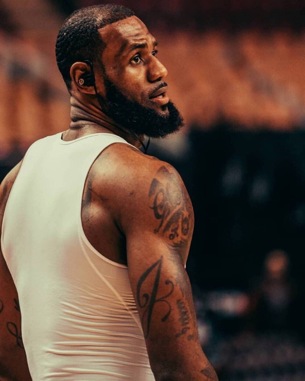 意媒：斯帕莱蒂想买中场，目标弗拉泰西、泽林斯基或法乔利（意媒：斯帕莱蒂锁定中场引援，候选包括弗拉泰西、泽林斯基与法乔利）