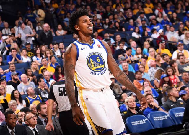 鲁比亚莱斯再谈亲吻门：我不需要向珍妮弗道歉，她当时同意了（鲁比亚莱斯再度谈“亲吻门”：称无需向珍妮弗致歉，表示当时已获对方同意）